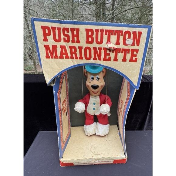 Vtg 1962 KNICKERBOCKER Huckleberry Hound Push Button MARIONETTE In Box